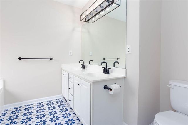 2636 English Oaks Lane NW, Kennesaw, GA 30144