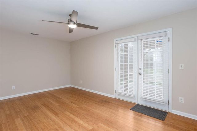 2636 English Oaks Lane NW, Kennesaw, GA 30144