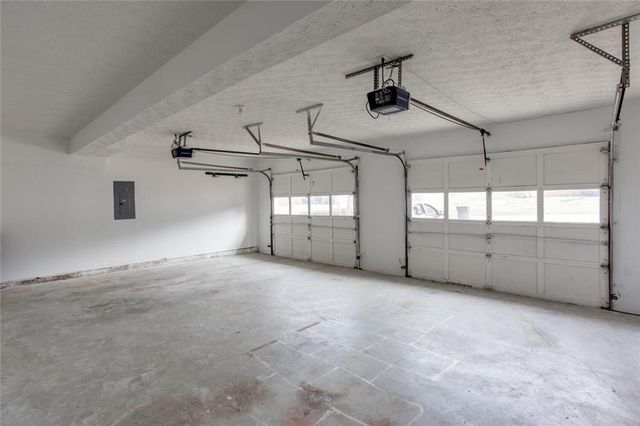 2636 English Oaks Lane NW, Kennesaw, GA 30144