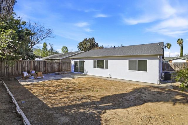 124 Biddleford Court, San Jose, CA 95139