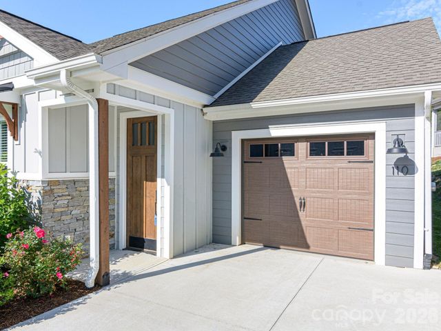 110 Coralroot Lane, Arden, NC 28704