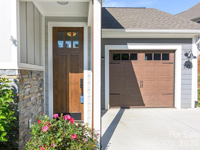 110 Coralroot Lane, Arden, NC 28704