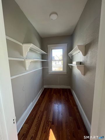 164 Barker Street, Hartford, CT 06114