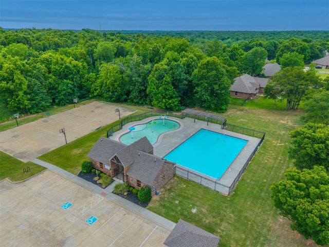 5504 Asheville Way, Choctaw, OK 73020