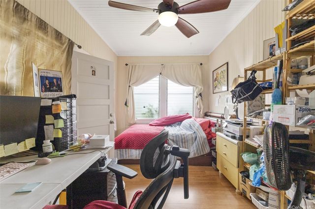 709 Twin View Drive, Honolulu, HI 96817