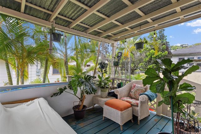 709 Twin View Drive, Honolulu, HI 96817