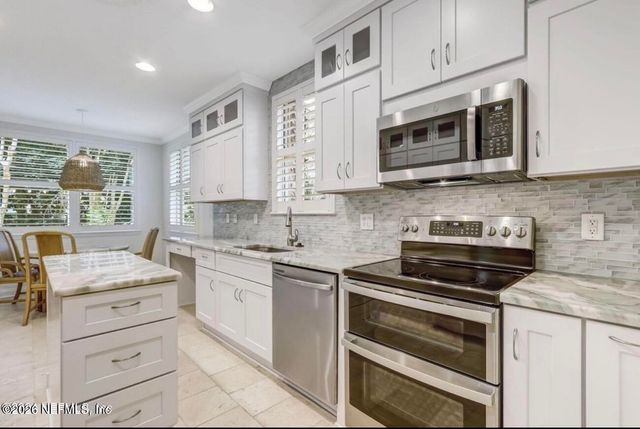 156 HIDDEN PALMS Lane 102, Ponte Vedra Beach, FL 32082