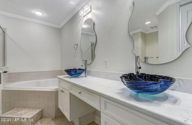 156 HIDDEN PALMS Lane 102, Ponte Vedra Beach, FL 32082