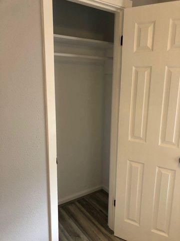 503 Willow Street, Cleveland, TX 77327