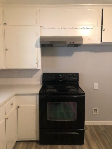 503 Willow Street, Cleveland, TX 77327