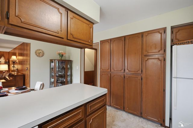 14216 Balsam Street, Southgate, MI 48195