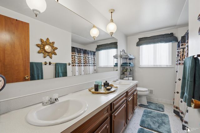 14216 Balsam Street, Southgate, MI 48195