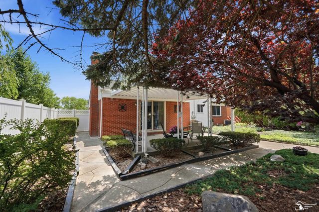 14216 Balsam Street, Southgate, MI 48195