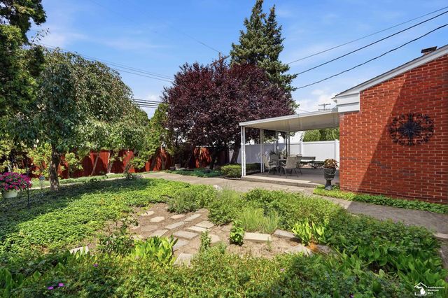 14216 Balsam Street, Southgate, MI 48195