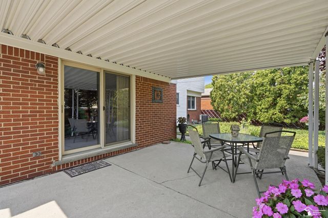 14216 Balsam Street, Southgate, MI 48195