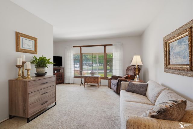 14216 Balsam Street, Southgate, MI 48195