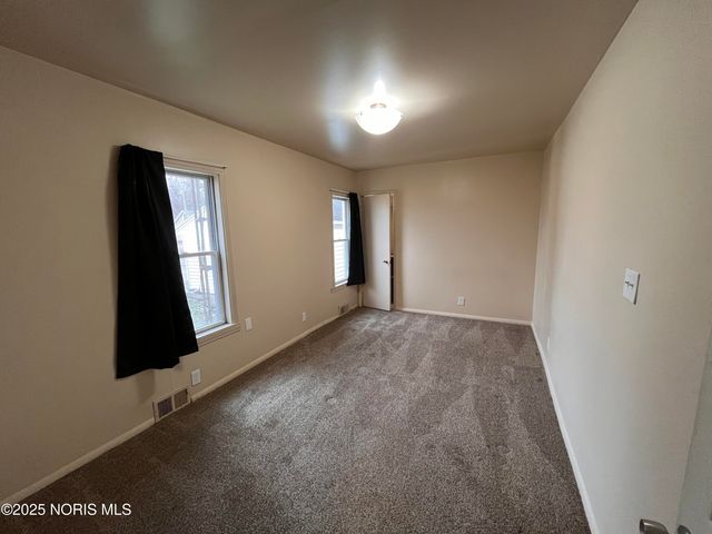 3433 Upton Avenue, Toledo, OH 43613