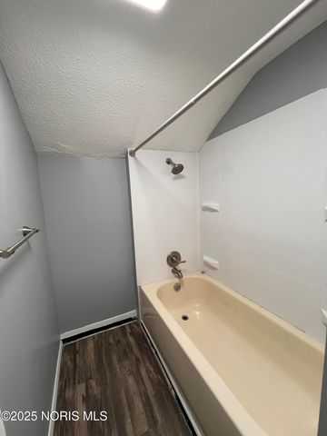 3433 Upton Avenue, Toledo, OH 43613