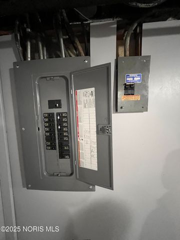 3433 Upton Avenue, Toledo, OH 43613