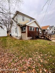 3433 Upton Avenue, Toledo, OH 43613