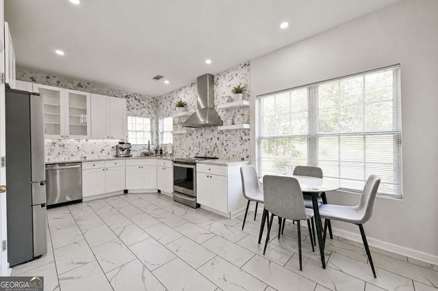 3219 Lindas Circle SE, Conyers, GA 30013