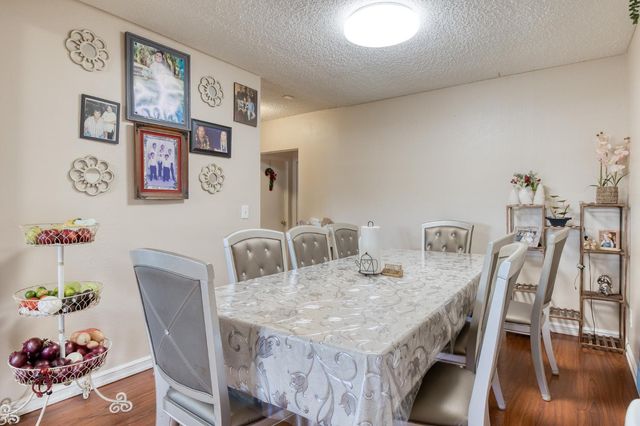 13301 Bentley St, Waterford, CA 95386