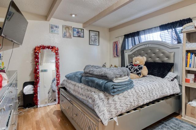 13301 Bentley St, Waterford, CA 95386