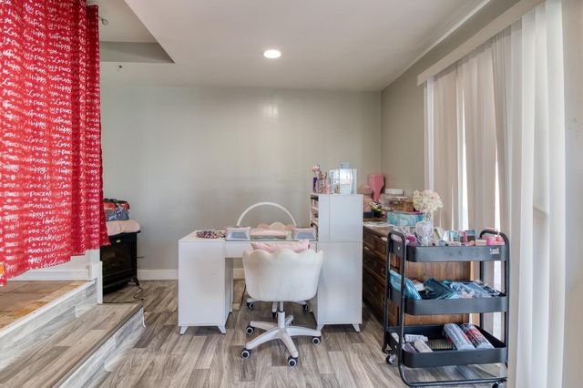 13301 Bentley St, Waterford, CA 95386