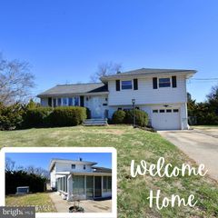 21 SPRUCE ROAD, Burlington, NJ 08016