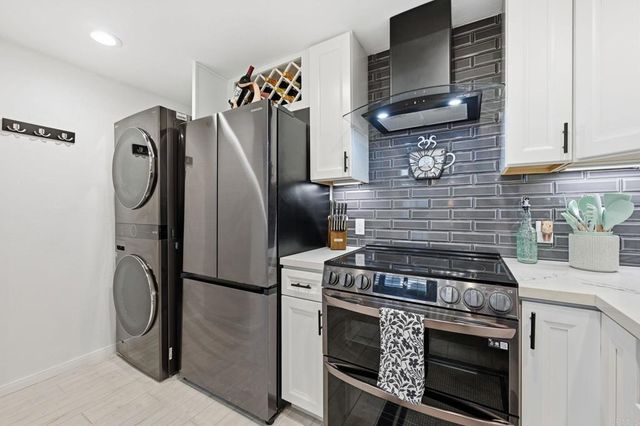 744 Eastshore Ter 102, Chula Vista, CA 91913