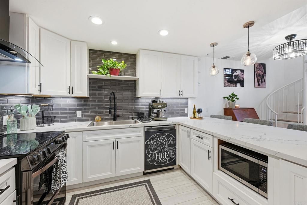 744 Eastshore Ter 102, Chula Vista, CA 91913