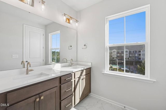 1050 Zelkova Lane, Chapel Hill, NC 27517