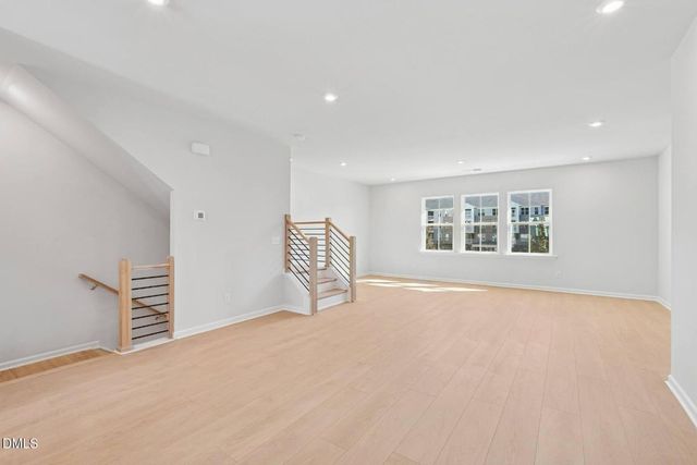 1050 Zelkova Lane, Chapel Hill, NC 27517