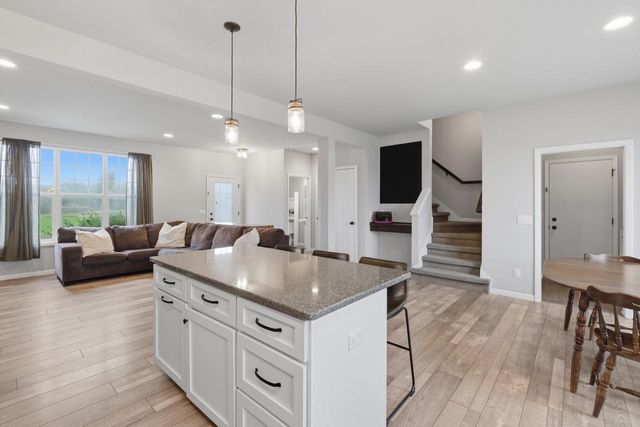 2442 Leopold Way, Sun Prairie, WI 53590