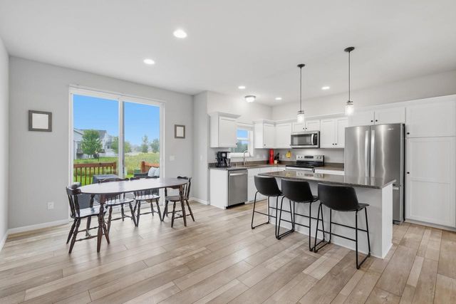 2442 Leopold Way, Sun Prairie, WI 53590