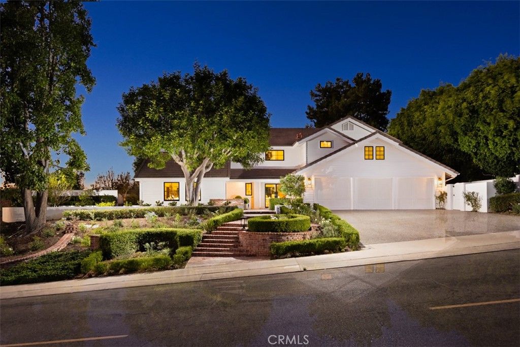 25181 Mustang Drive, Laguna Hills, CA 92653 — exterior