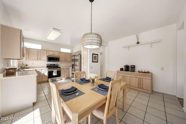 16137 W GREYSTONE Drive, Sun City West, AZ 85375