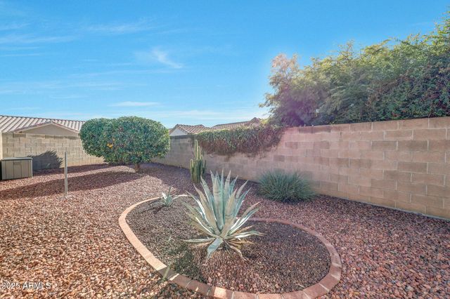 16137 W GREYSTONE Drive, Sun City West, AZ 85375