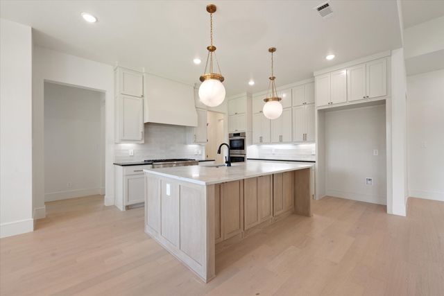248 Lantern Ridge Drive, Aledo, TX 76008