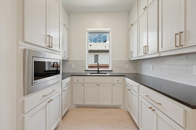 248 Lantern Ridge Drive, Aledo, TX 76008