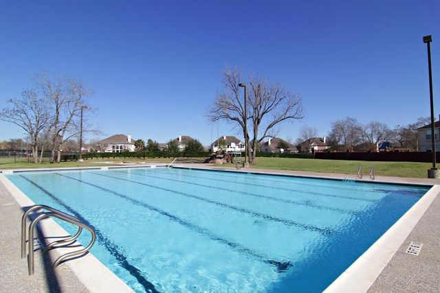 5802 Prade Ranch Lane, Richmond, TX 77469