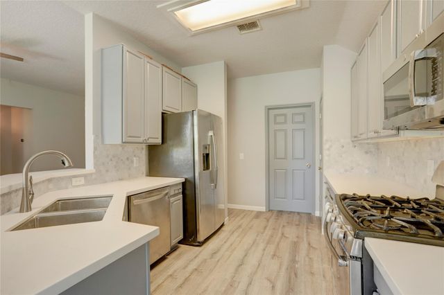 5802 Prade Ranch Lane, Richmond, TX 77469