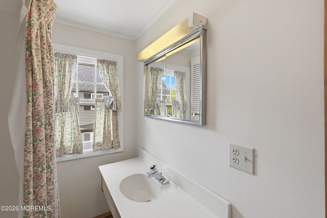 50 Ridge Avenue, Manasquan, NJ 08736