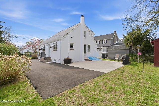 50 Ridge Avenue, Manasquan, NJ 08736