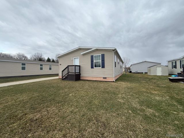 11033 Quail Run Court, Green Oak Township, MI 48178