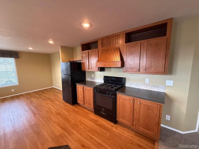 11033 Quail Run Court, Green Oak Township, MI 48178