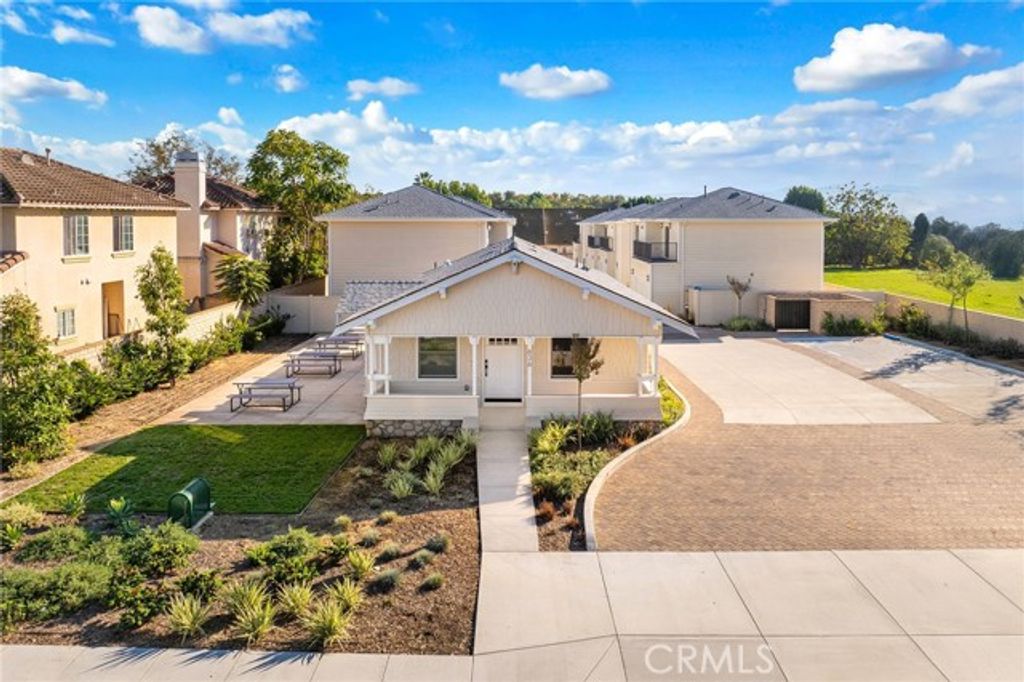 642 W Grand Avenue, Pomona, CA 91766