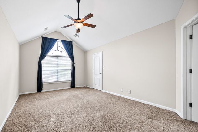 1109 Ishee Dr, Clarksville, TN 37042