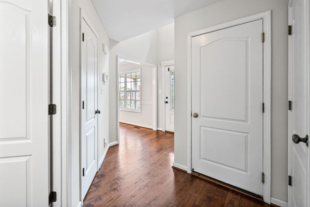 1109 Ishee Dr, Clarksville, TN 37042