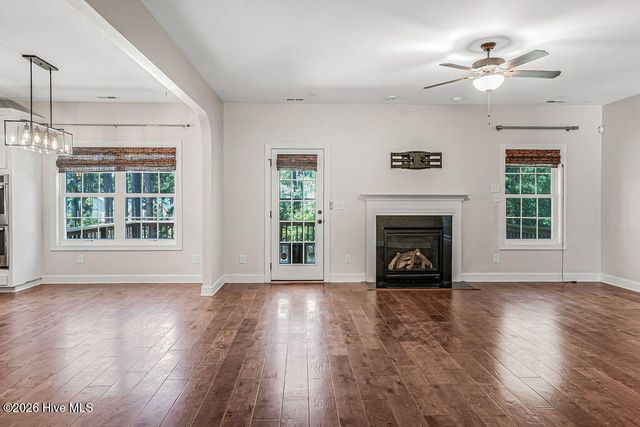 180 Wiregrass Lane, Southern Pines, NC 28387